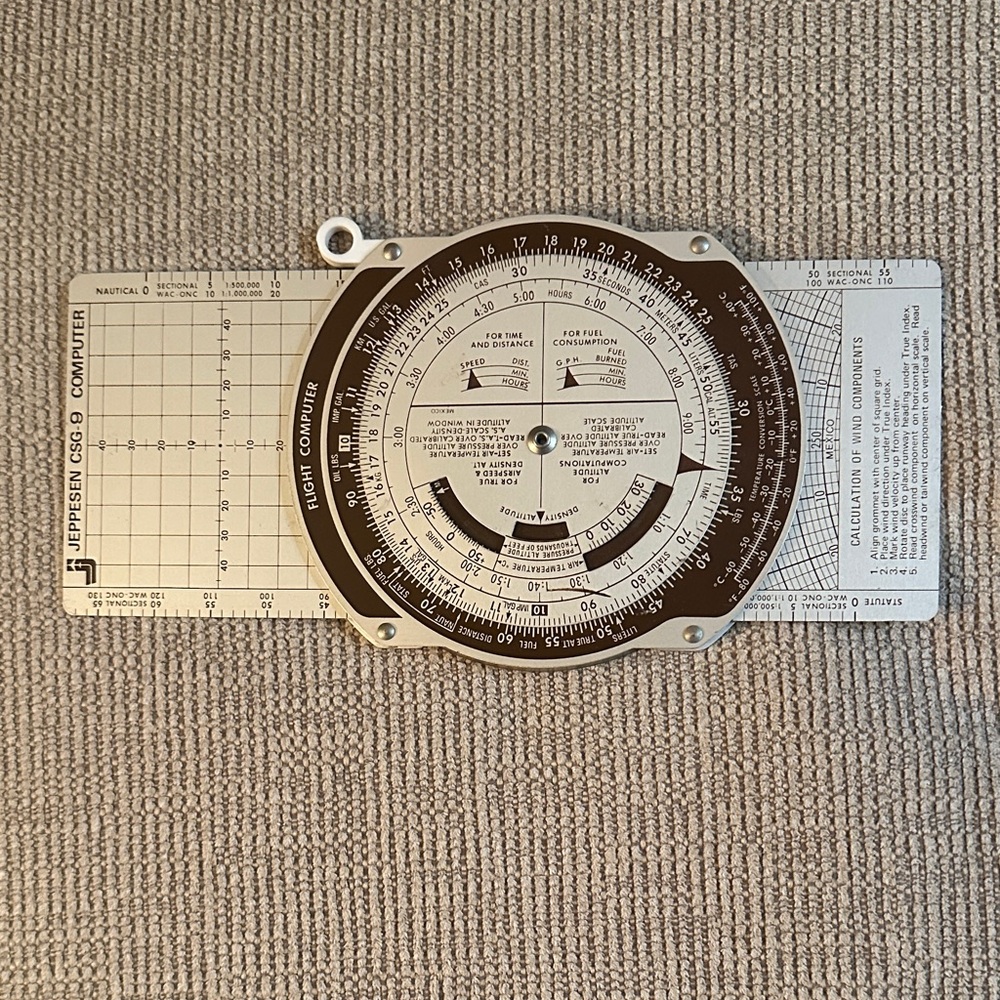 Vintage Jeppesen CSG-9 Flight Computer